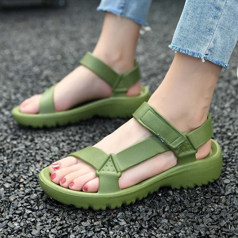 NEW 2025 Womens Sandals Fashion Trend Anti-slip Wear-resistant Lightweoght Flat Sandals for Women Outdoor Beach Shoes for Women