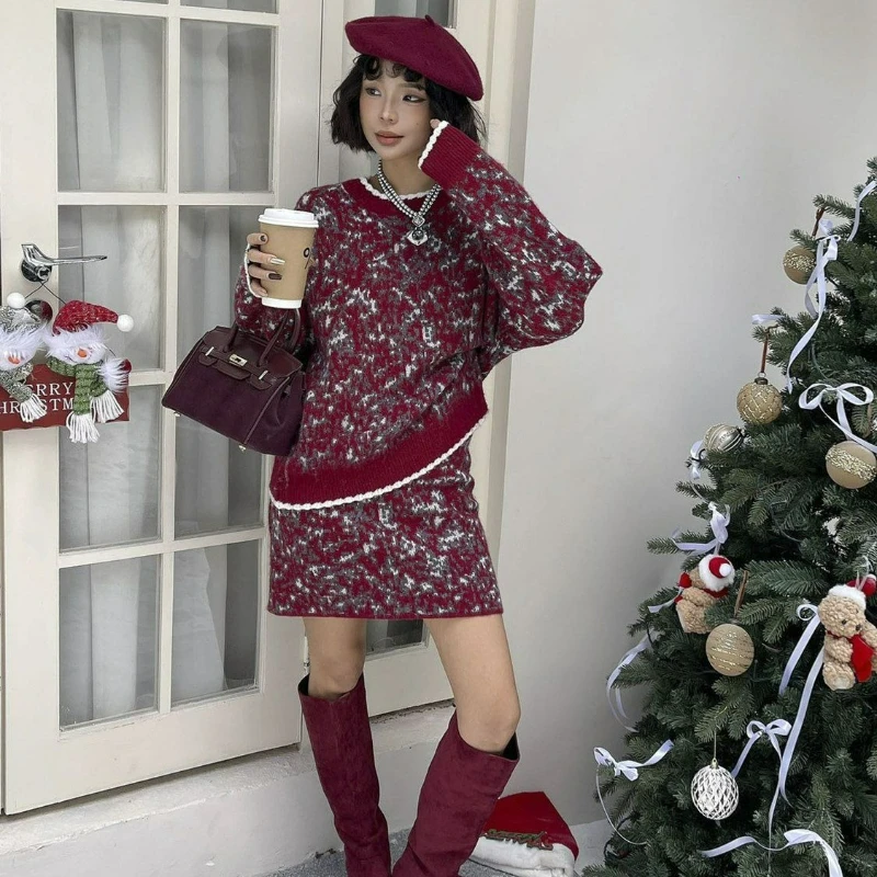 2026 Autumn/Winter New Fashion Ink-wash Printed Fleece Knitted Suit Skirt Two-piece Round-neck Sweater Short Skirt Set for Women