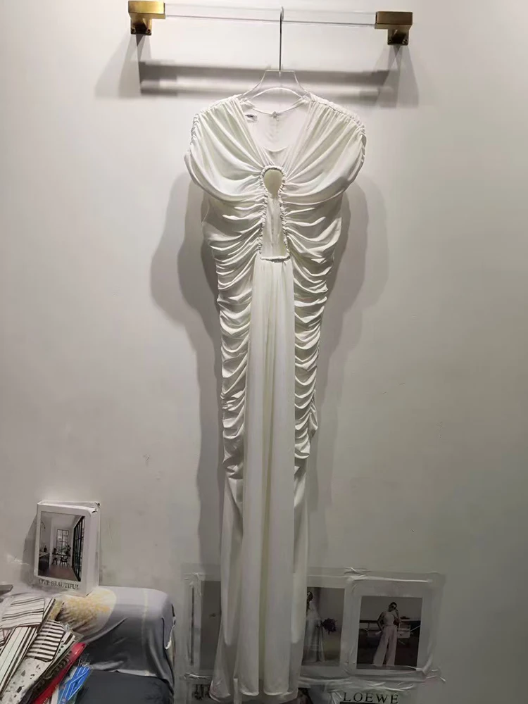 En el otoño de 2022, ropa de mujer: vestido plisado recortado retro de color sólido, vestido de noche sexy, vestido irregular ajustado elástico