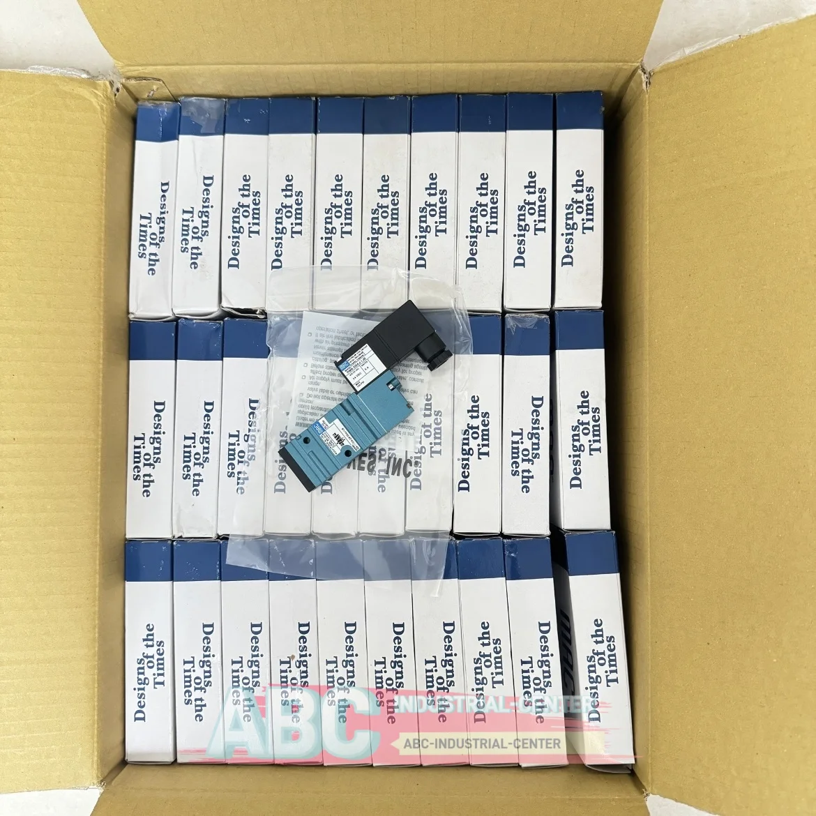 العلامة التجارية 411A-D0B-DM-DDAJ-1JB صمام مغناطيسي إلكتروني 411A-DOA-DM-DDAA-1BA جديد