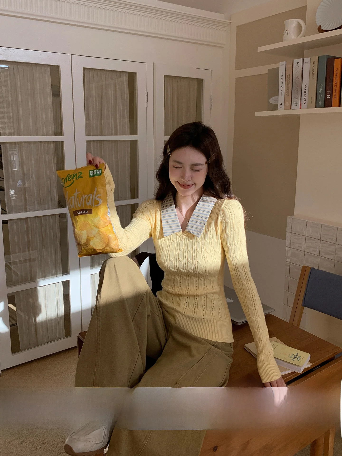 

Morning Bloom Yellow V-Ne Twisted Knit irt Collar Fake Two-Piece Sweater Women's Inner Wear Top Korean Sle Casual Fit