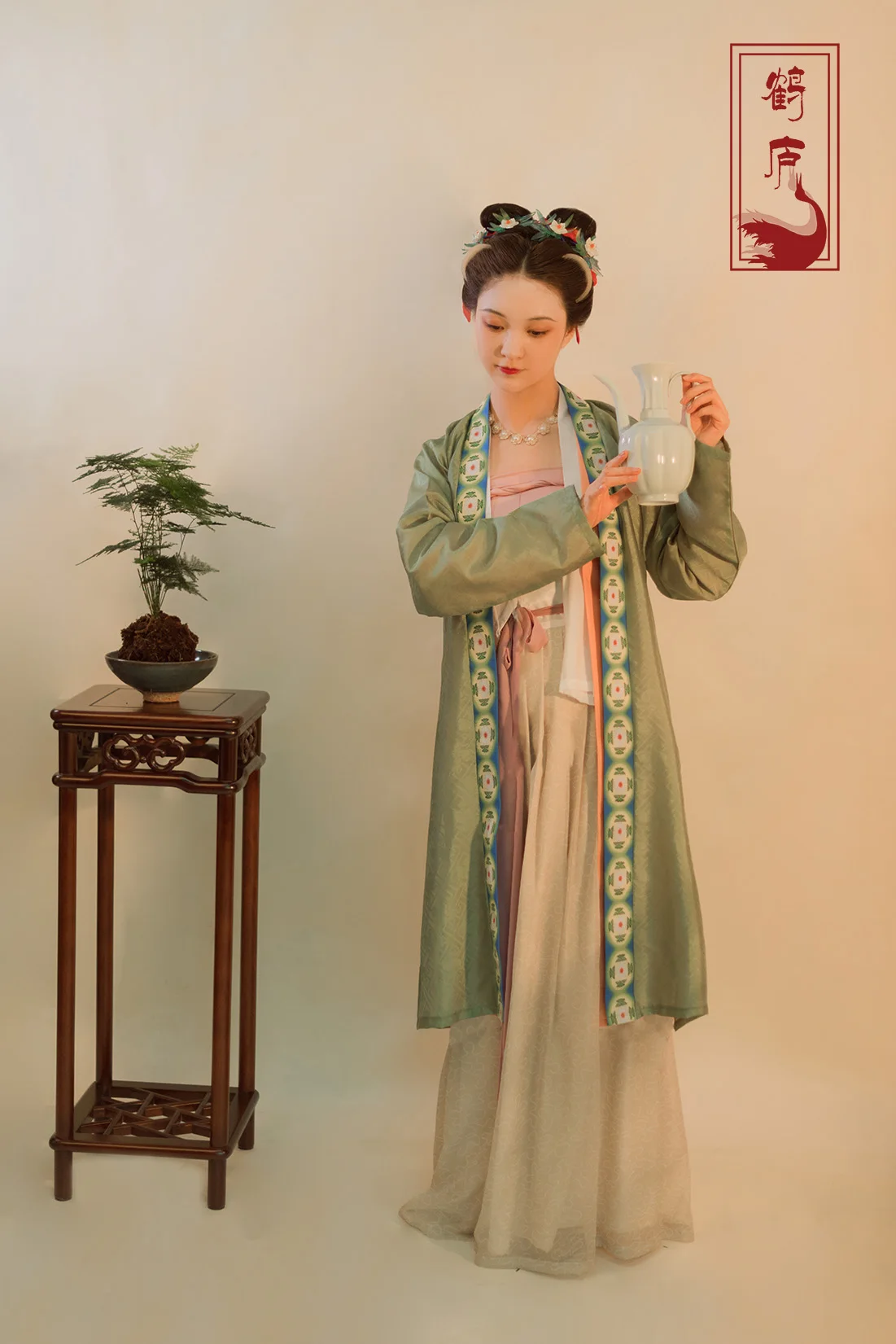 

Heros Hanfu Traditional Chinese Clothing Tang Bohu Wang u Maidens Replied Sle Handheld Pot Polyester Cotton Blend
