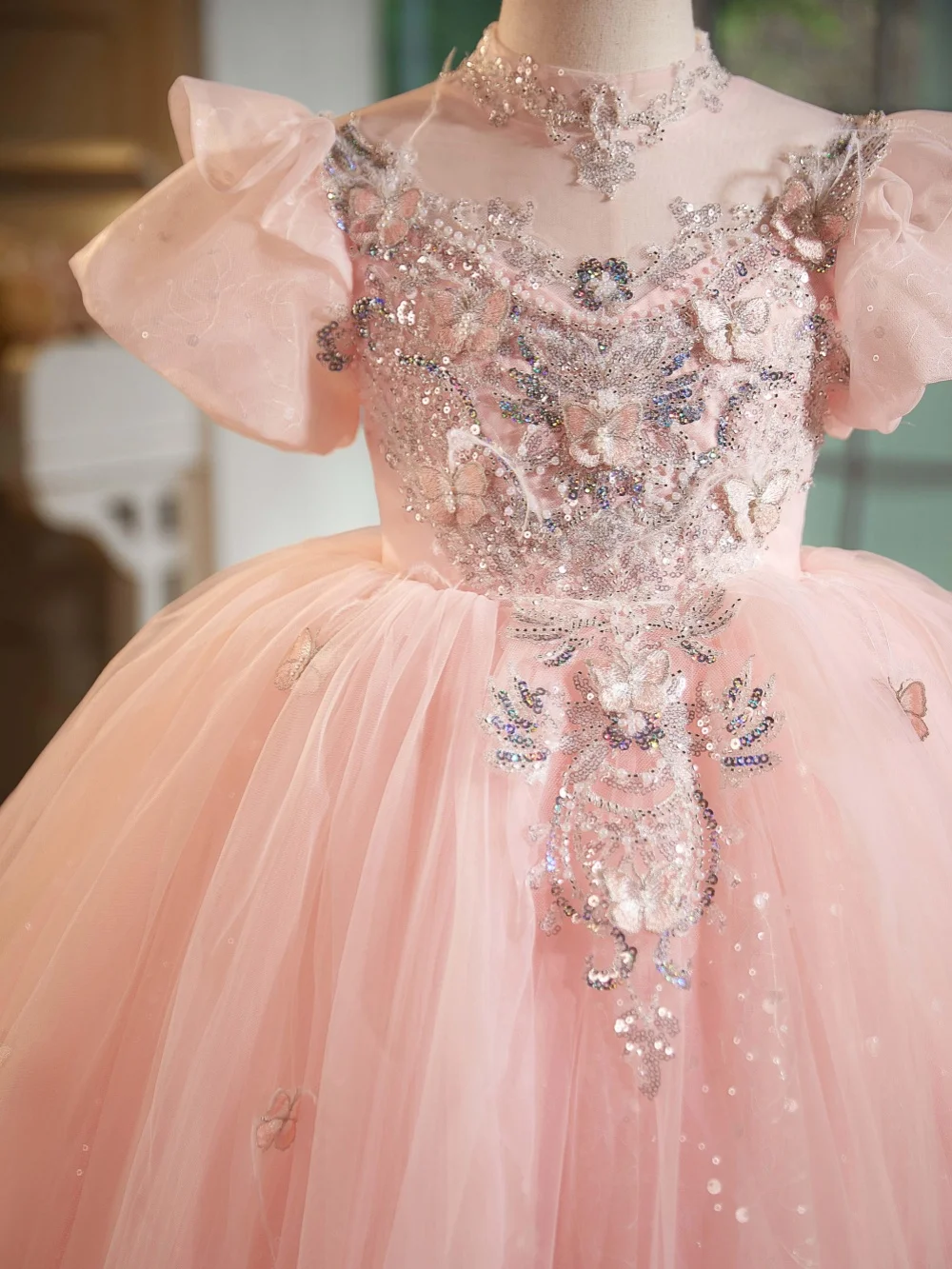 Girls Exquisite Sequined Lace Dresses Wedding Birthday Party Wear New Pink Puff Sleeve kids Princess Gown For Stage Performance