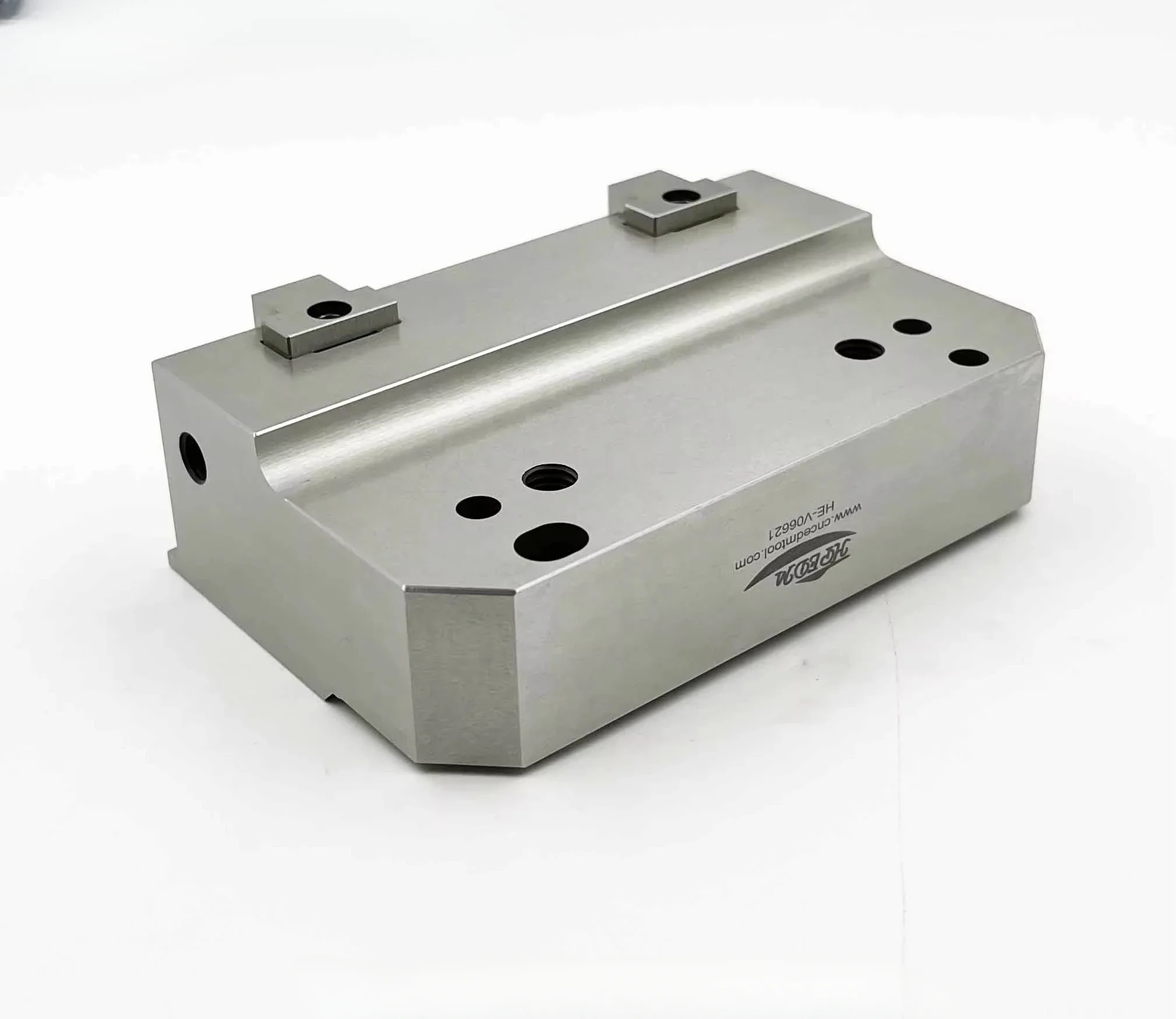 

Тиски для электроэрозионной обработки проволоки HPEDM PalletSet W 40 мм ER-025895 HE-V06621 для электроэрозионного станка