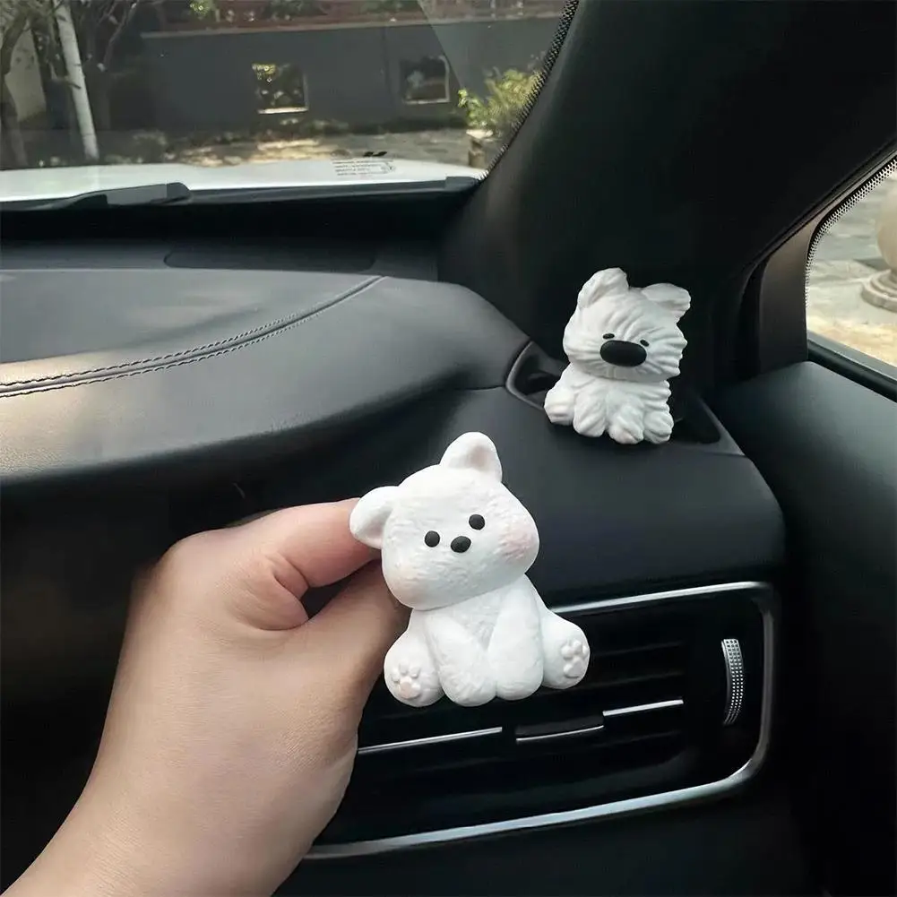 Big Nose Dog Car Aromatherapy Ornament‌ Puppy Auto Air Outlet Decor Clip Fragrance Random Auto Interior Decoration