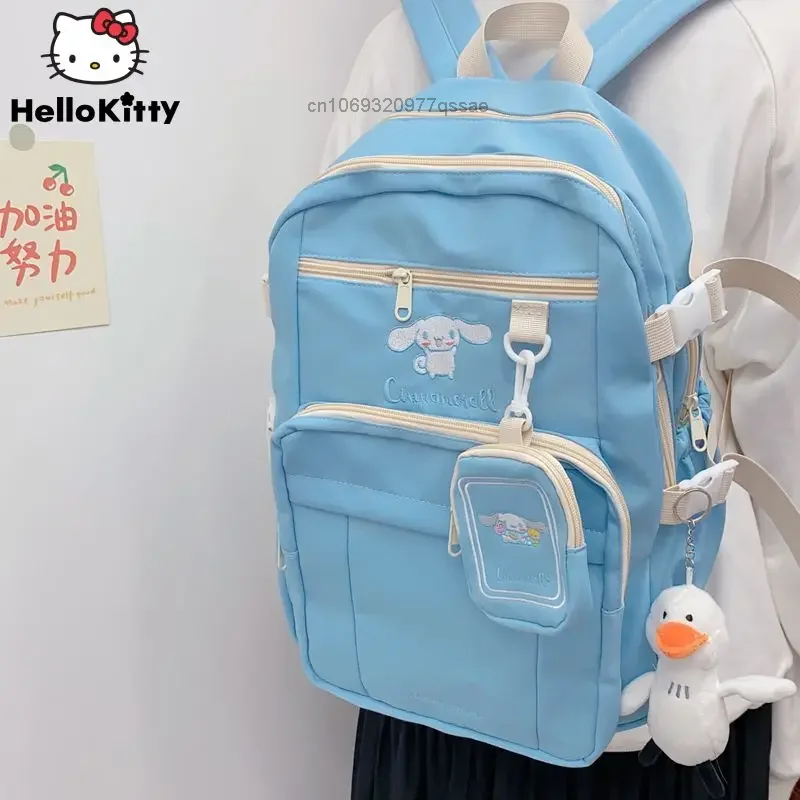 16-calowe modne plecaki Sanrio Hello Kitty z haftem dla kobiet, tornister Cinnamoroll Kuromi dla uczniów gimnazjów i średnich