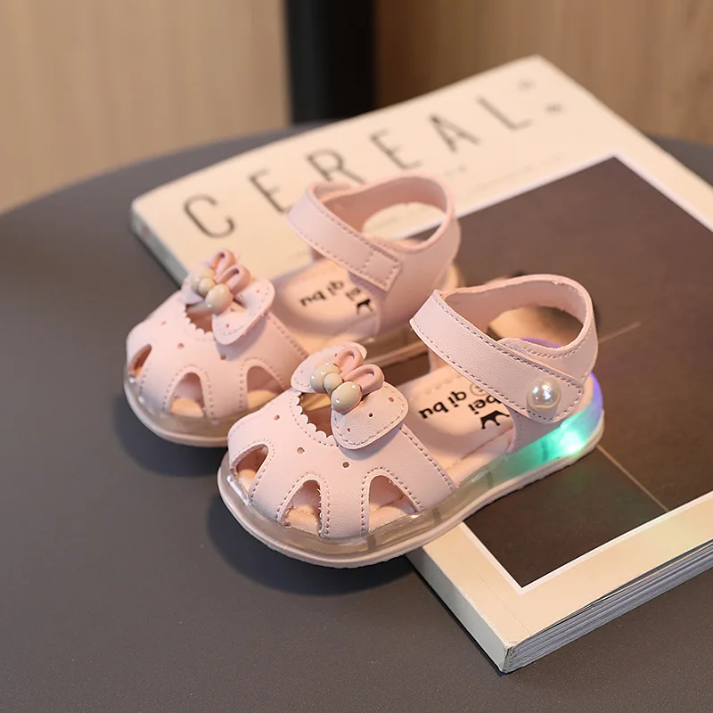 아기신발Toddler Girls Summer Sandals New LED with Lights Infant Sandals for Girl Bowtie Luminous Non Slip Breathable Kids Baby Shoe