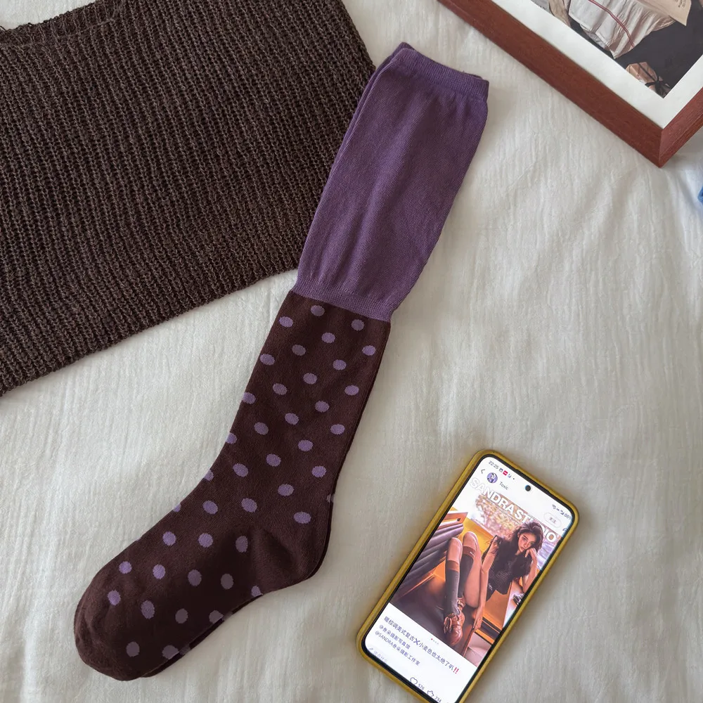 Vintage Farbblockierte Punkte Damensocken Herbst Winter Neue Gestrickte Baumwoll-Elastische Lange Socken Damen Polka Dot Japanische Niedliche Socken – Detail 4