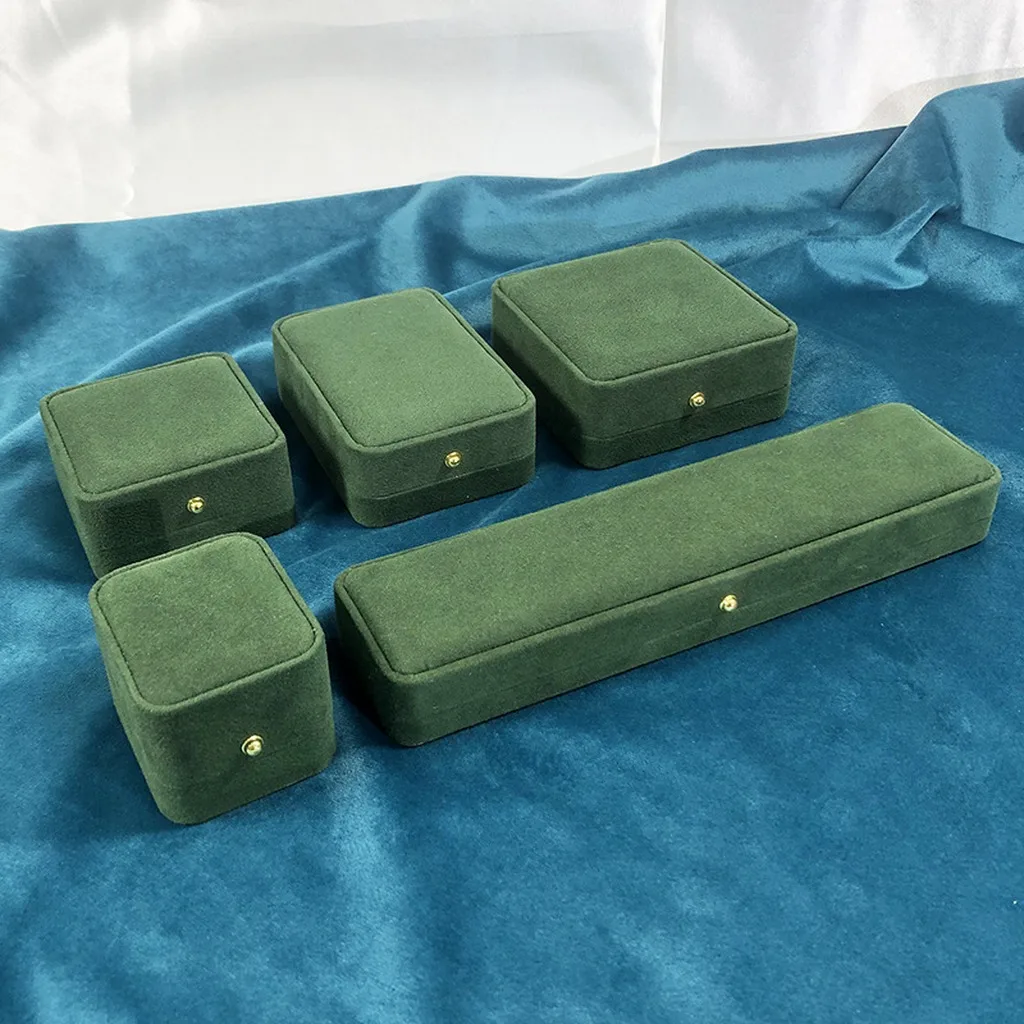 

Ring Storage Case Soft Bracelet Display Box Velvet Jewelry Box Protective Gold Clasp Organizer For Dressing Table Gift Packaging