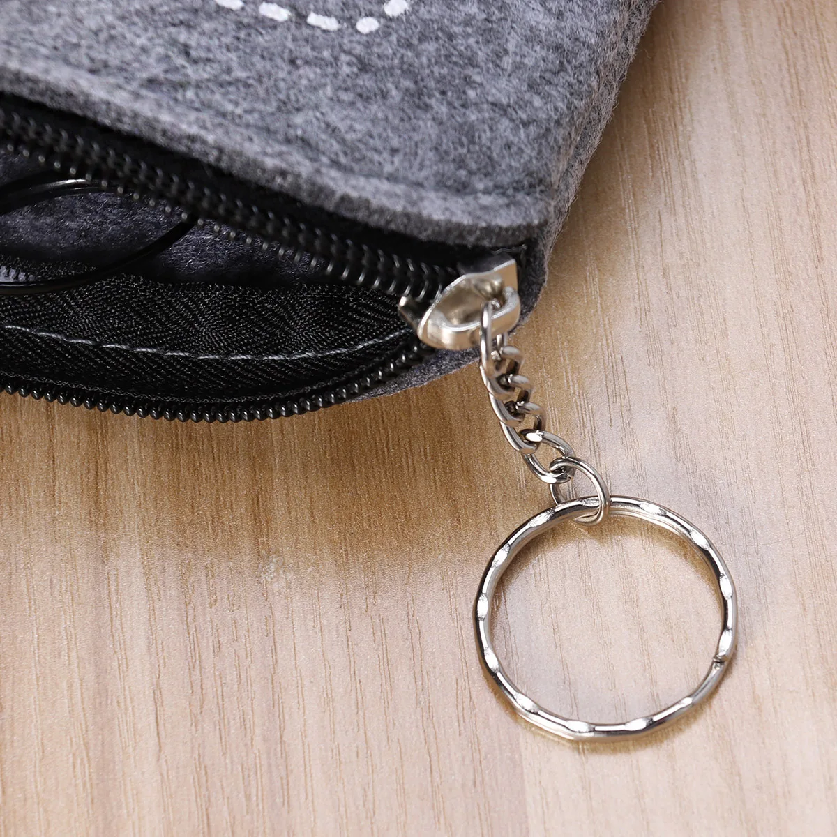 

1Pcs Slim Felt Glasses Pouch Waterproof Eyewear Protector Case for Sunglasses Prescription Lenses Dustproof Lightweight Carry