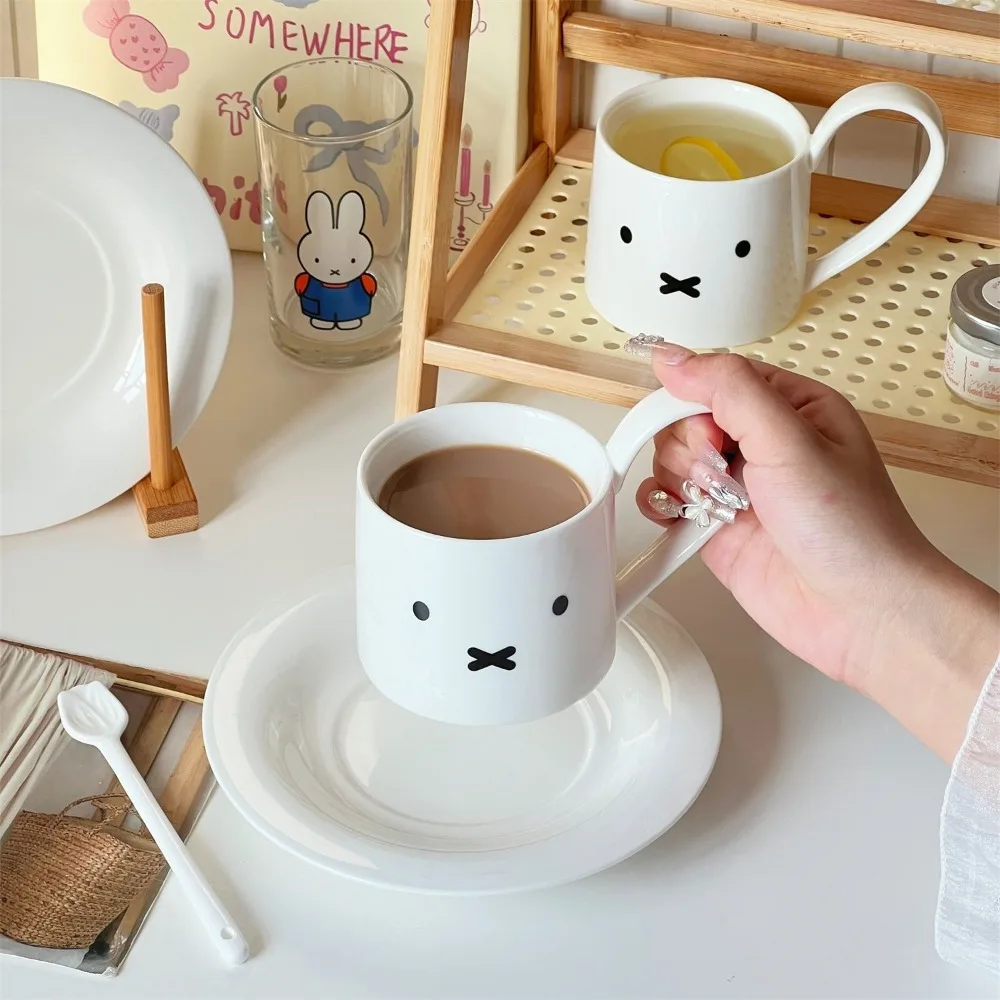 만화 미피 세라믹 커피 컵 귀여운 토끼 가정용 음료 컵 아침 우유 컵 고급스럽고 정교한 창의적 디자인
