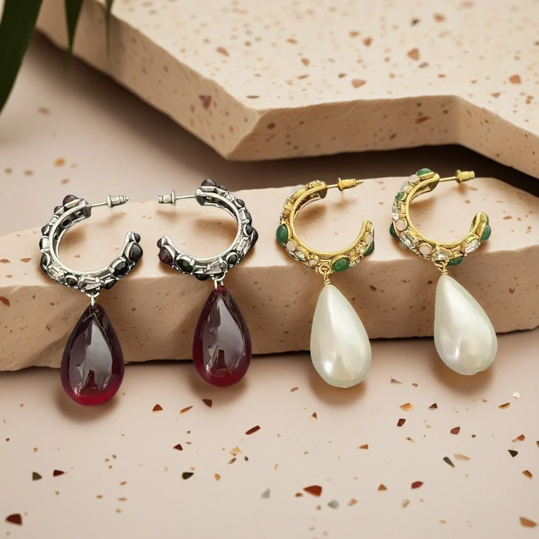 Yuri Ailey Vintage Gothic Hoop Earrings Natural Garnet Resin Teardrop Drop Dangle Earrings Dark Red Stone Bead Loop Jewelry