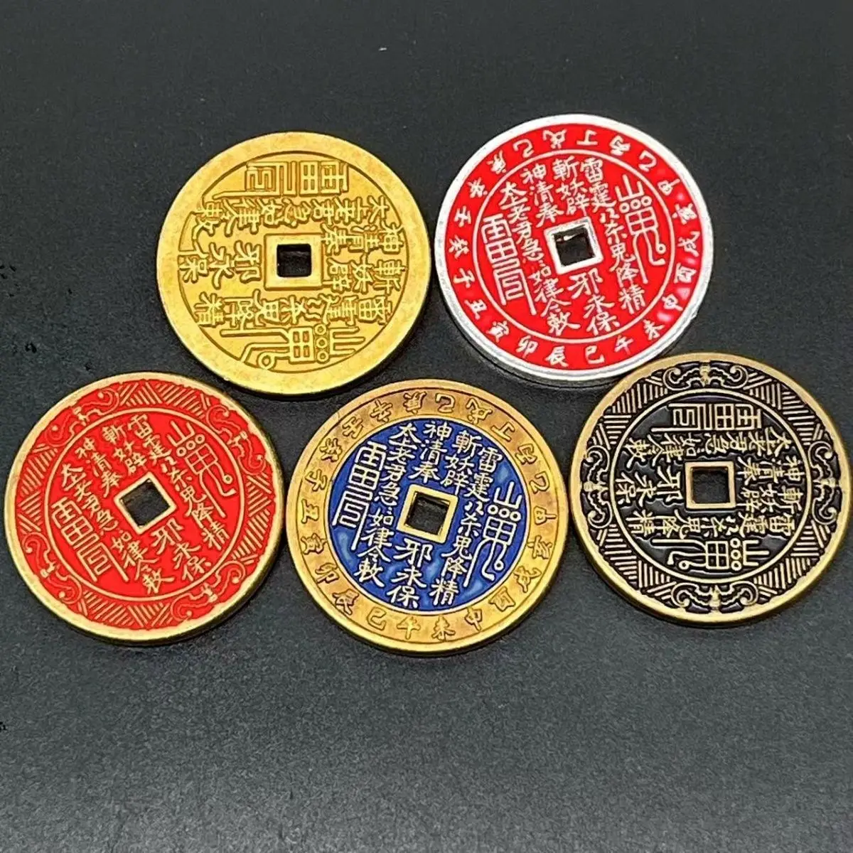 

Pure copper cinnabar mountain ghosts spend money, colorful mountain ghosts spend money, copper coin pendants, and lanyards are s