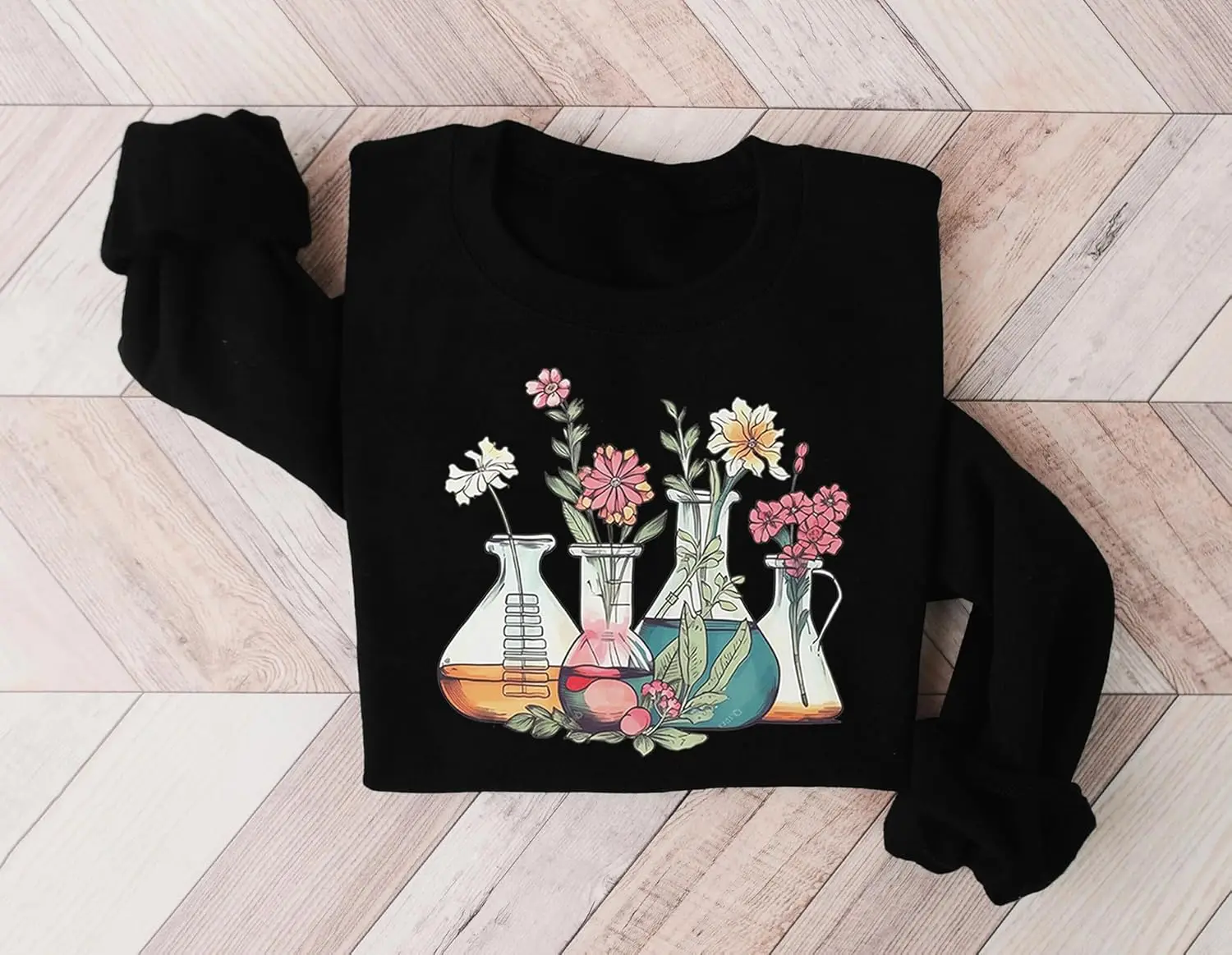 Chemistry Teacher Sweatshirt for Women Floral Beakers Graphic Casual Long Sleeve Crewneck Pullover Tops Scientist Gift