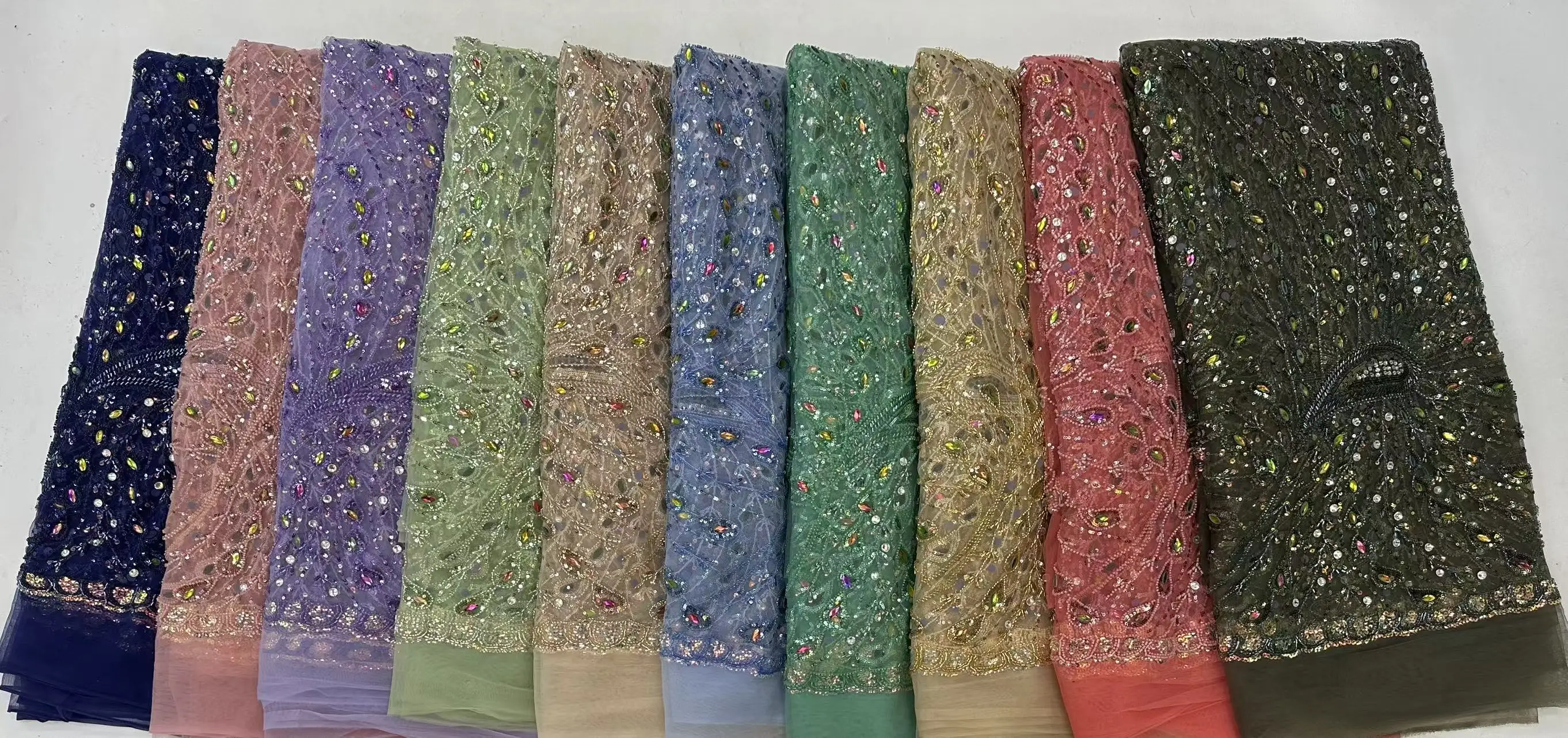 ผ้าลูกไม้ปักลายลูกปัดหนักแบบแอฟริกัน ประดับเลื่อมลายเรขาคณิต คุณภาพสูง 5 หลา สำหรับชุดเจ้าสาวและชุดราตรี รุ่น TP1544