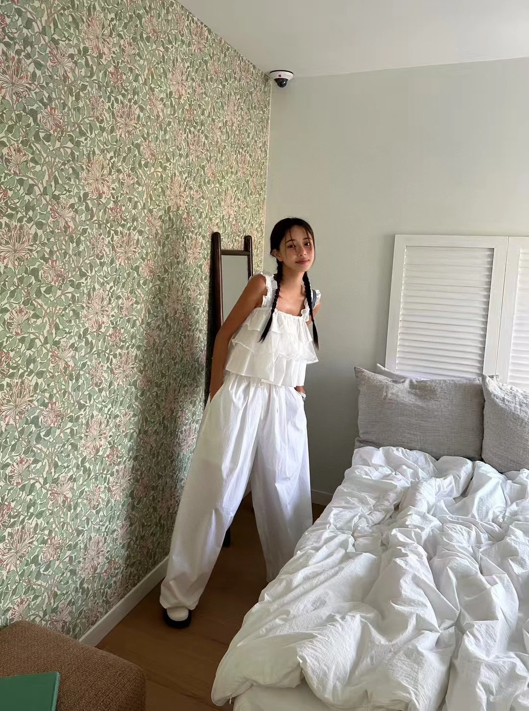 

Sweet Lace Trim Age-Defng Set Casual Straight Leg Vest Pants Women's Faion Summer Collection Brand Unbranded