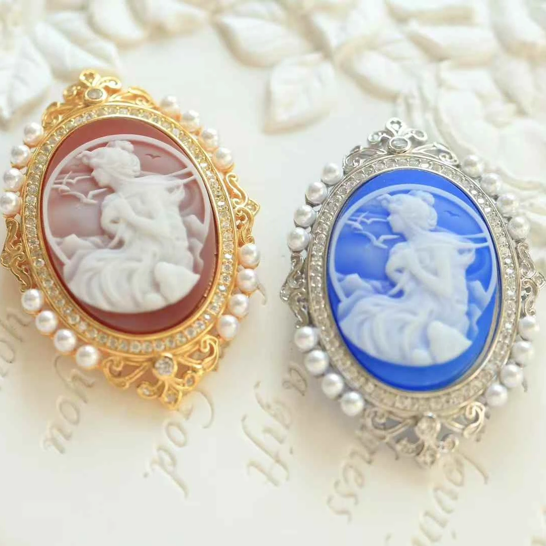 

Agate Cameo Series Pendant Made of 925 Silver Inlay DualWield as Brooch and Pendant Featuring Relief of Mucha's Ladies Design