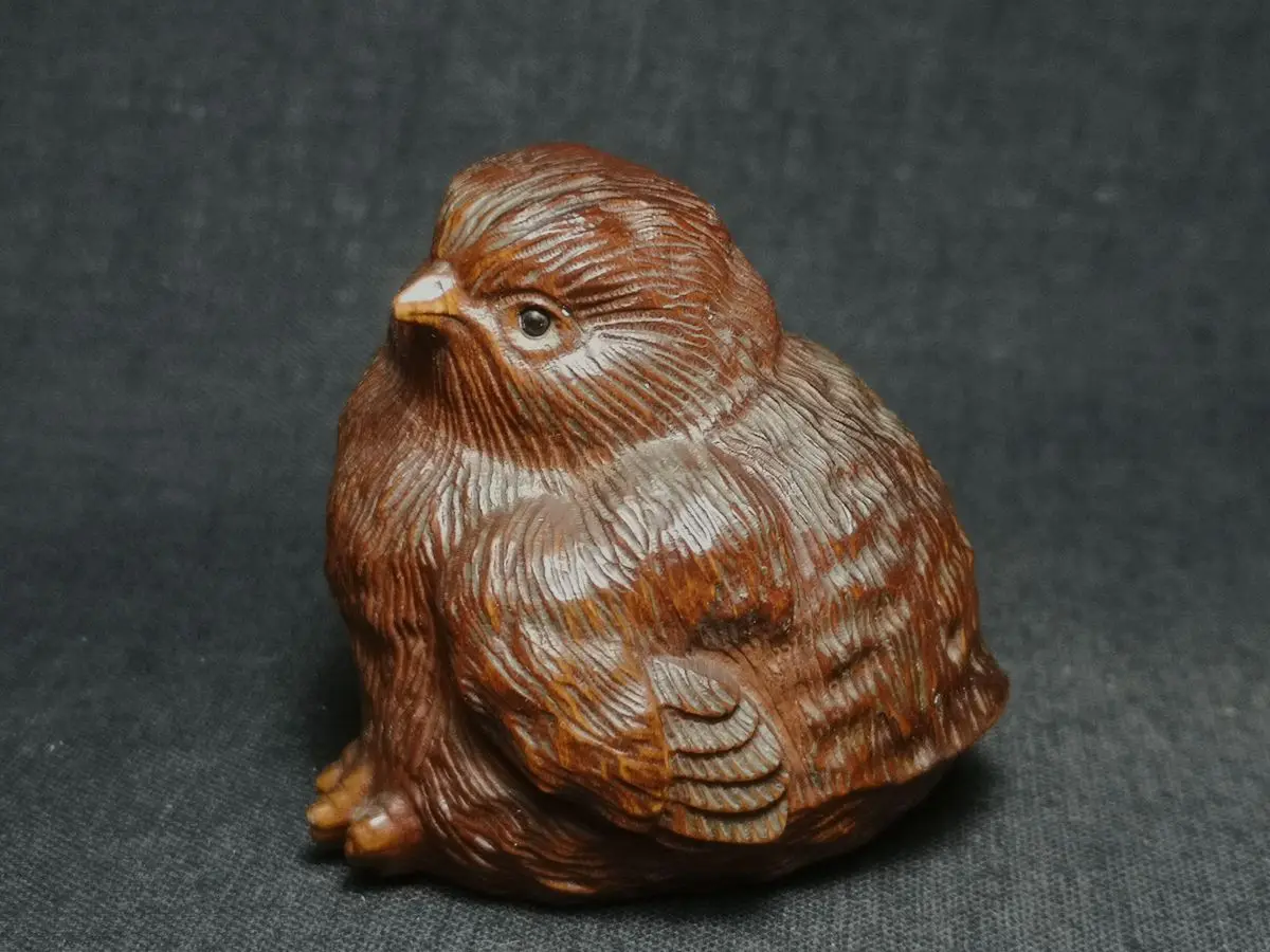 

YIZHU CULTUER ART L 4.8 CM Old Chinese boxwood hand carved vivid chick bird Figure statue decoration Gift collection