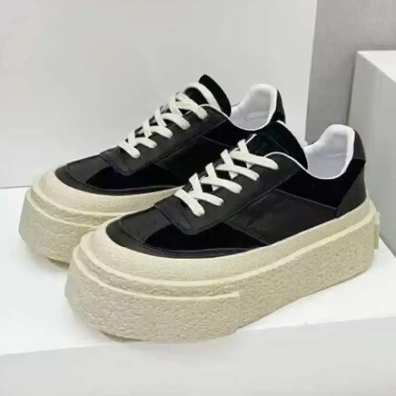 2024 Spring New Genuine Leather Women\'s Thick Sole Cake Shoes Fashion Little White Shoes Casual Shoes Elevated Sports Shoes