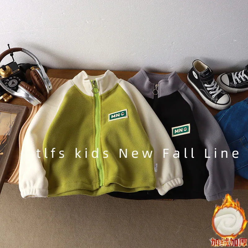 Herbst-Winter Jungen Trendige Dicke Fleecejacke Mädchen Farbblock-Oberteil Kinder Weiche Lässige Baby-Outfit Kinder Campus-Sportjacke – Detail 2