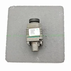 USED GENUINE 66539365048 9365048 66539472922 66539475688 66535A4AEB2 66539475687 B-M-W X1 X5 F48 Trunk Lid Reversing Camera