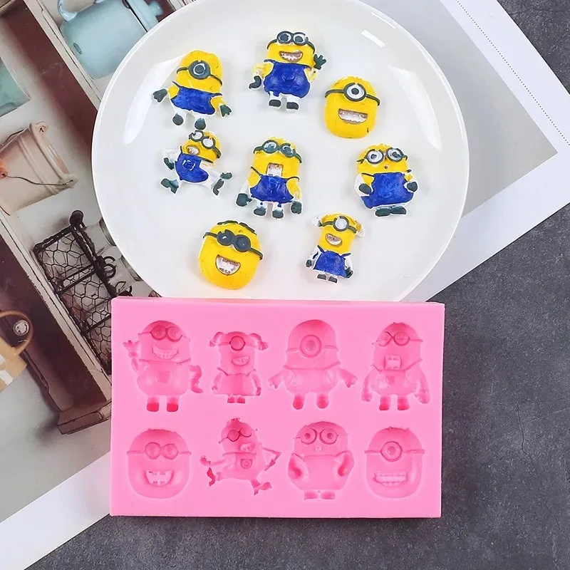 Minions Mold Cartoon Cake Baking DIY Mould Cute Silicone Cookie Candy Ice Cube Chocolate Kawaii Homemade Kitchen Tools Soft Mold