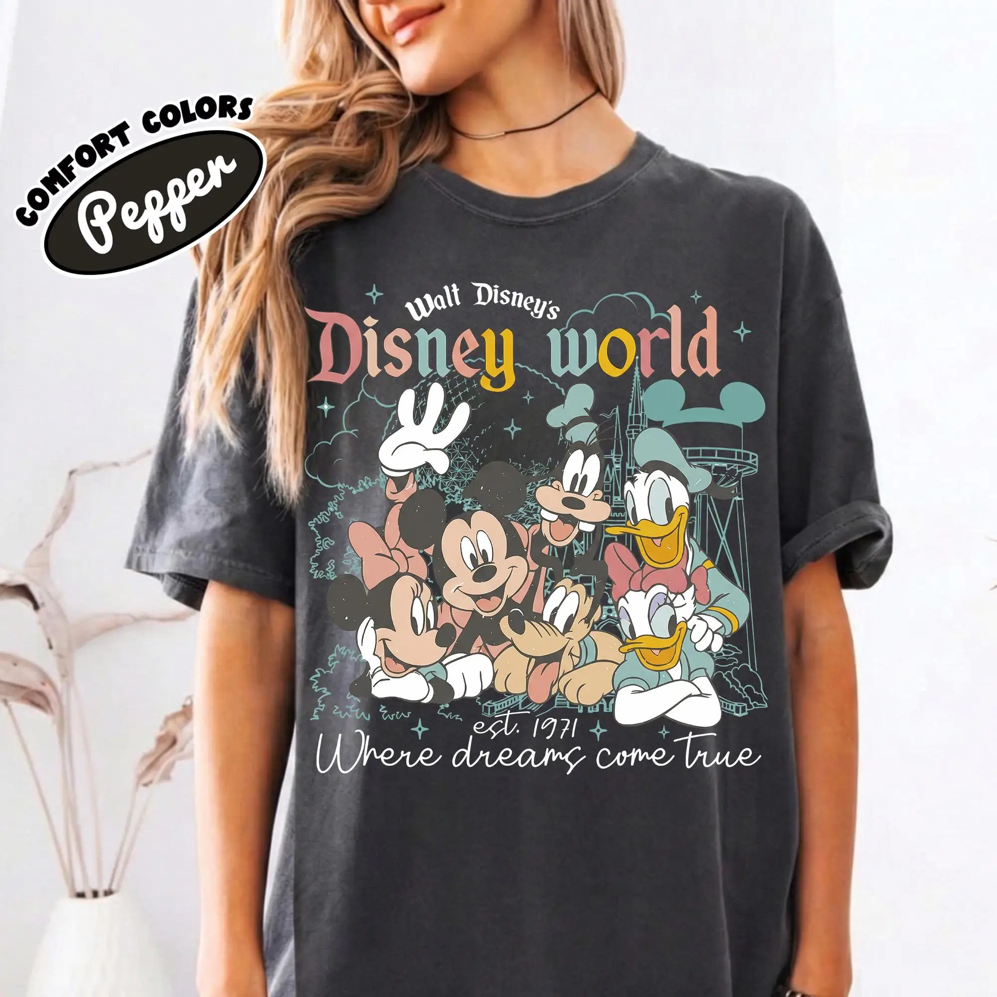 

Новая летняя футболка 2026 года с Микки и друзьями из Epcot Center Since 1982, футболка Epcot Travel Around The World, Disney Family Trip Casual Y2k