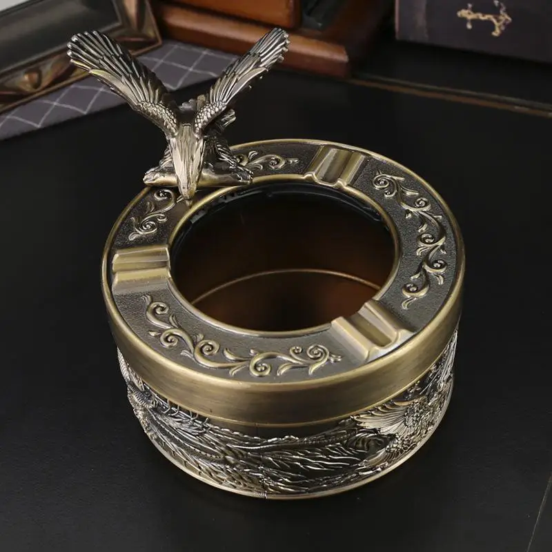 European-style Metal Ashtray Personalized Office Anti-dust Cover Ashtray In Bronze And Copper Color Bronze Copper Eagle Decor