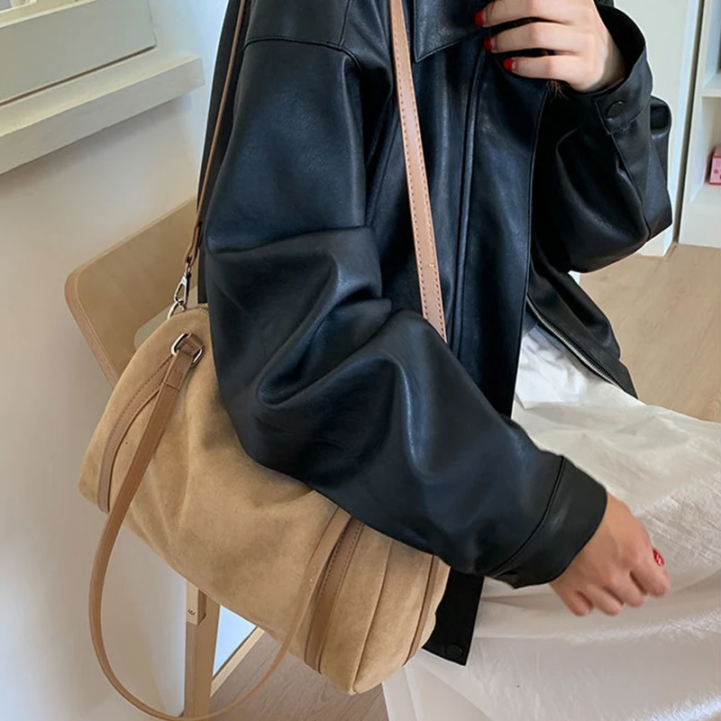 Damen-Handtaschen mit großer Kapazität, lässige Retro-Umhängetaschen aus Wildleder mit Reißverschluss, einfarbige Schultertaschen für den Alltag. – Detail 14