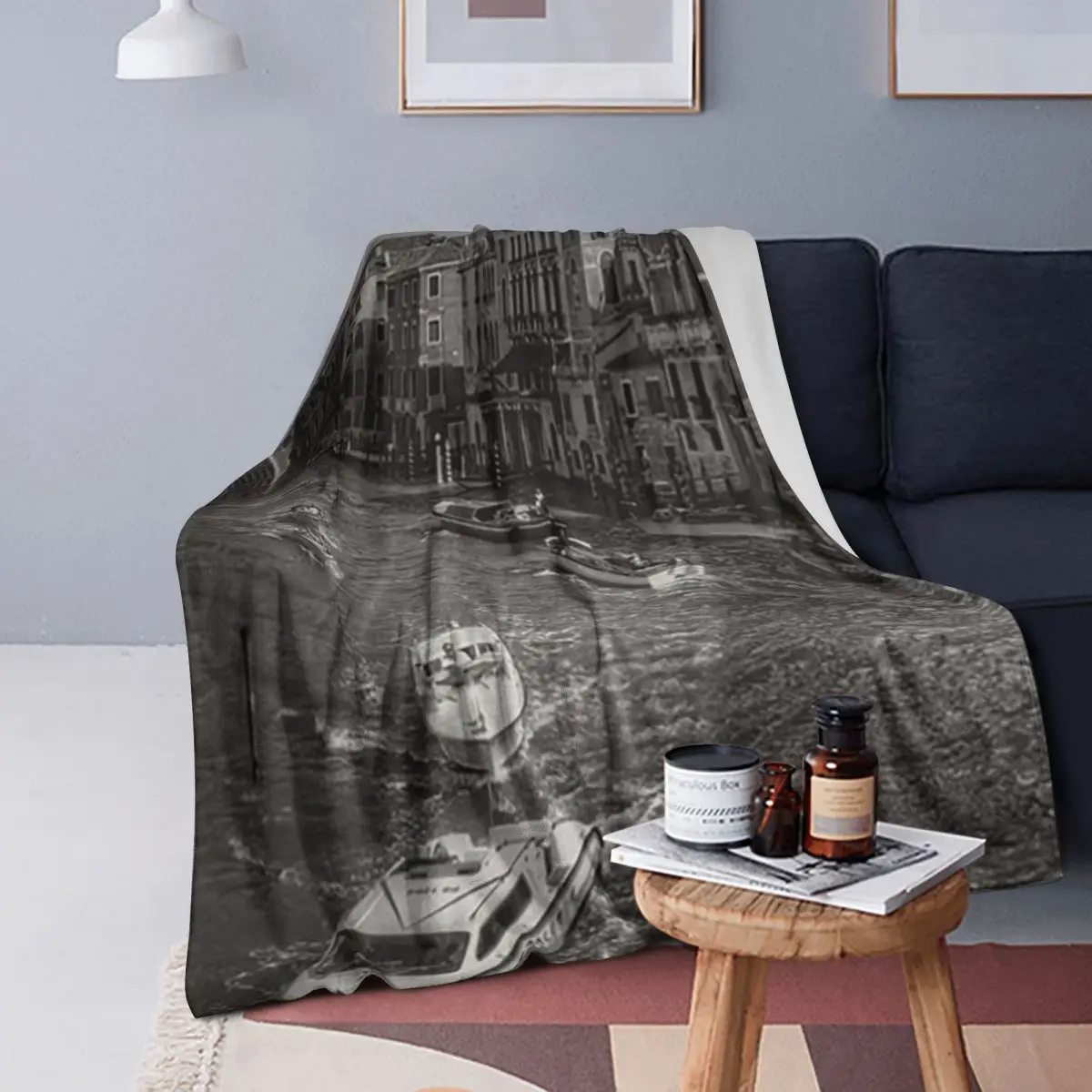 

Looking North On The Grand Canal Blankets Soft Warm Flannel Throw Blanket Bedspread for Bed Living room Picnic Travel Home Sofa