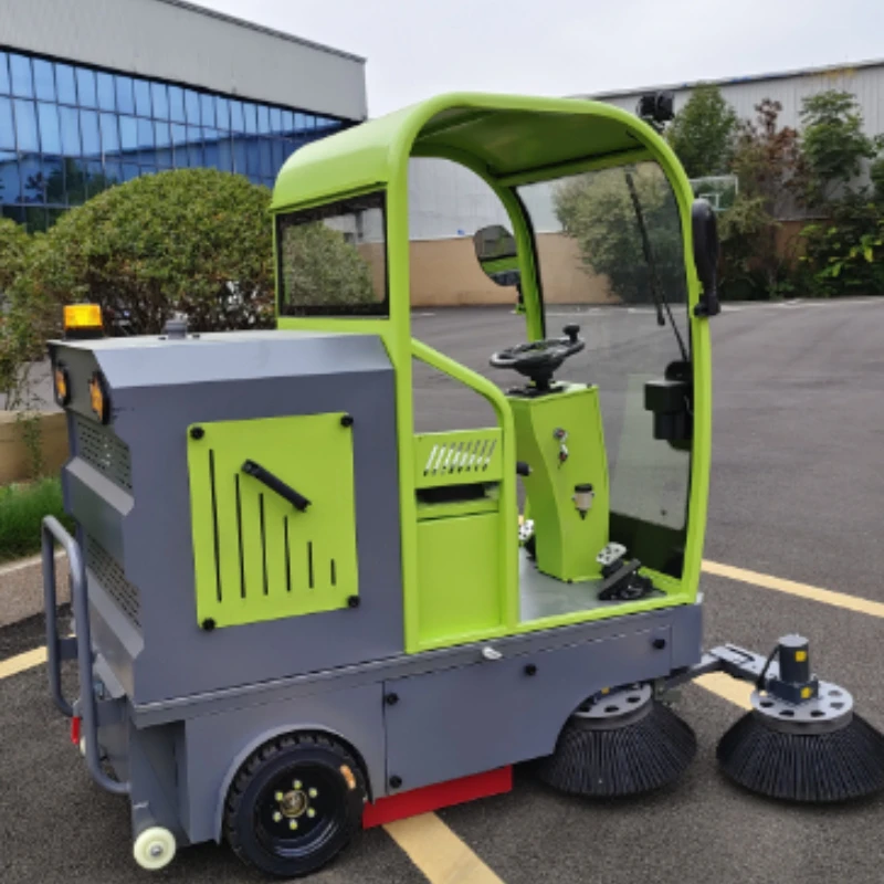 Heavy Duty Driving Type Road Street Sweeper Commercial Available Cleaning Machine