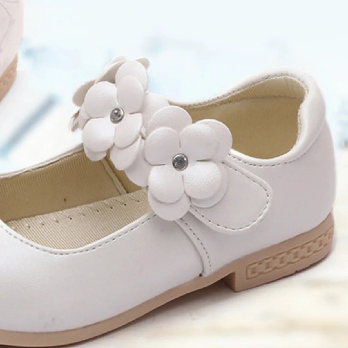 

1 пара детских туфель на подошве, стильный дышащий мягкий материал, предотвращает запах ног, бег на открытом воздухе, ежедневная ходьба, белый размер 35 EU34