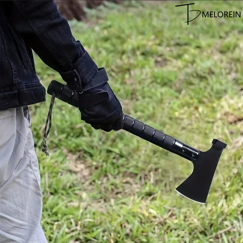 The outdoor multi-functional hammer hammer can be disassembled to carry a compass whistle combination tool for the convenience o