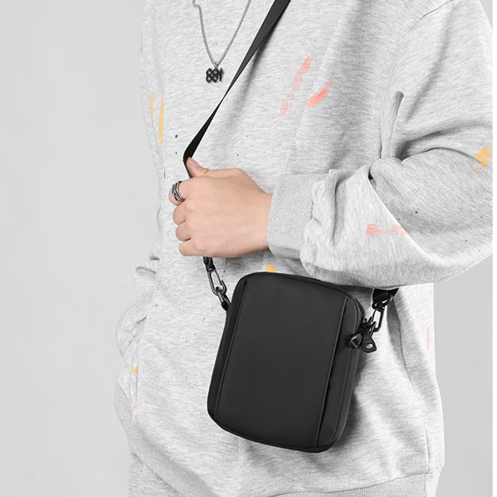 حقيبة كتف رجالية عصرية من قماش أكسفورد حقيبة كتف مفردة متعددة الأغراض مقاومة للماء حقيبة مربعة صغيرة للرجال