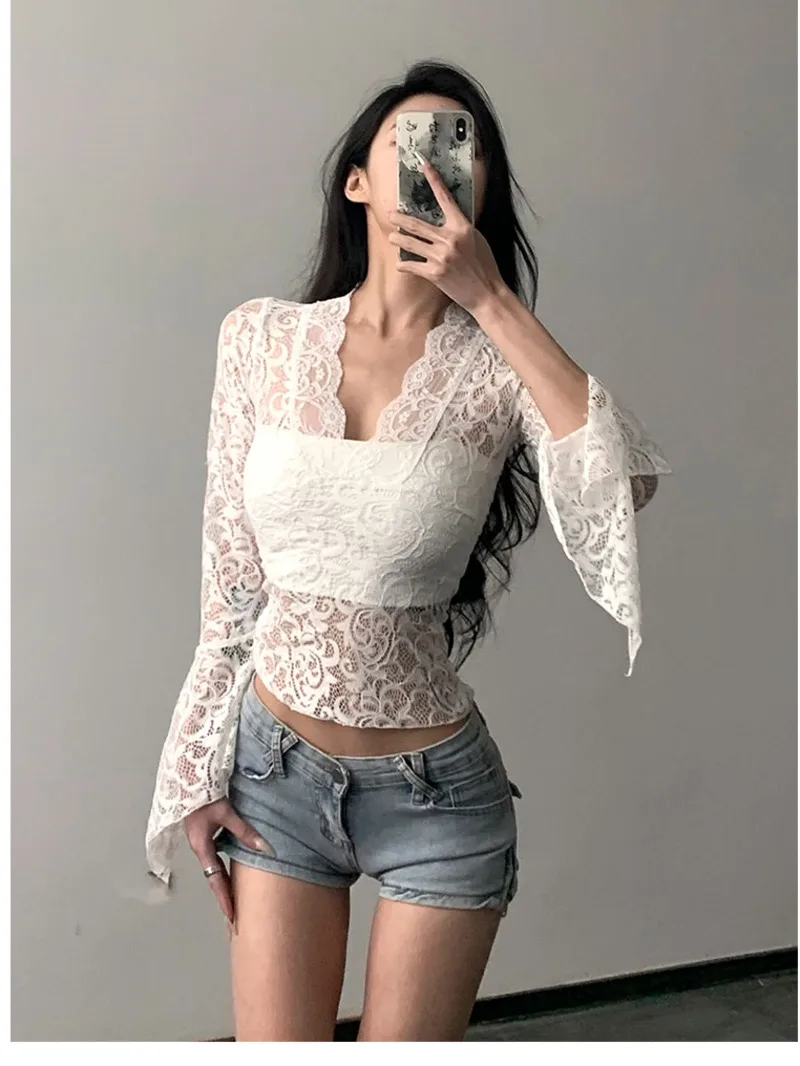 Black Hollowed Out Long Sleeved Lace Basic Style Shirt Women\'s Spring/summer Design Senser Pure Desire V-neck Short Top BANX