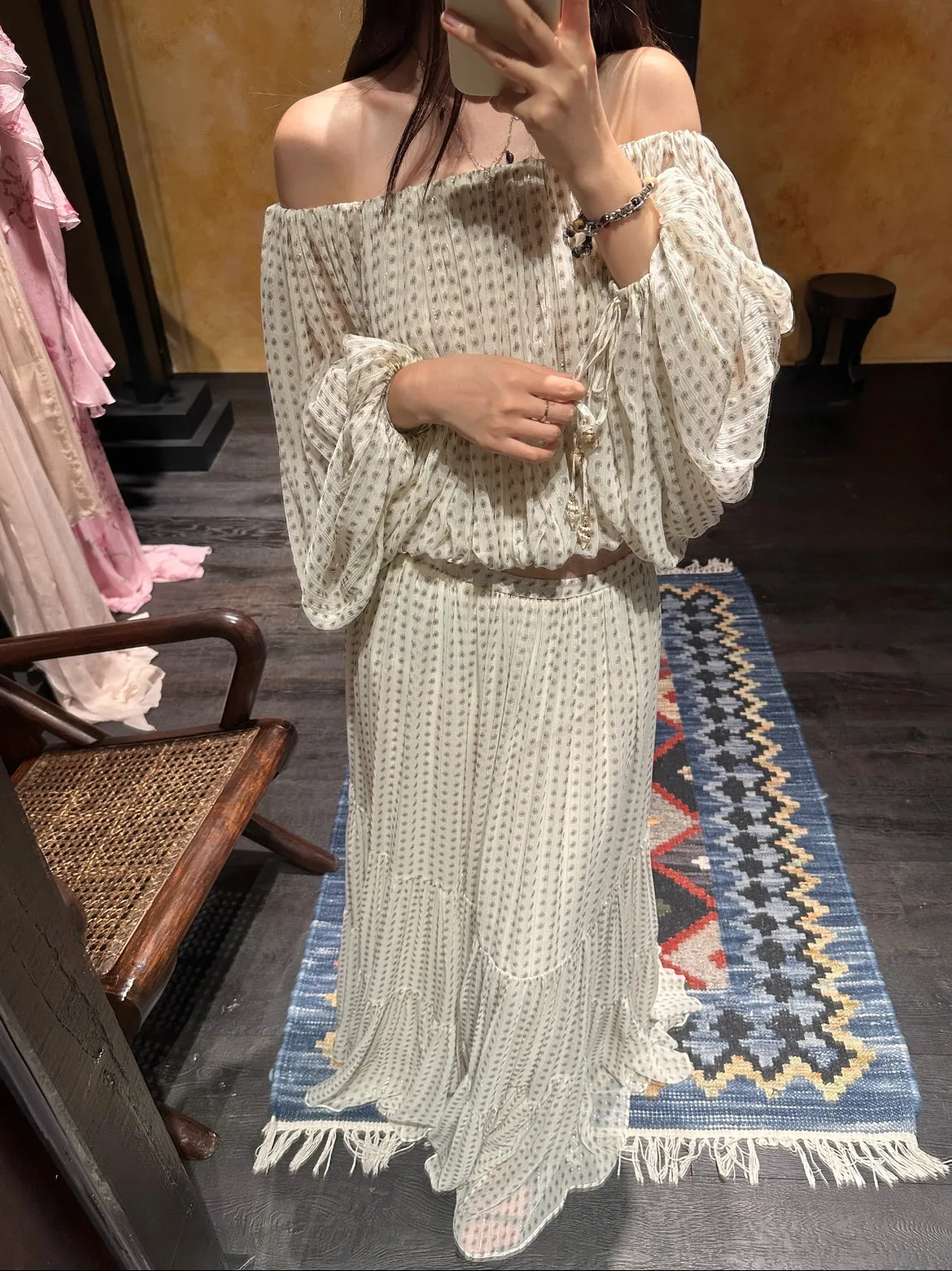 

Женский комплект из 2 предметов в стиле ретро, весна 2026, рубашка с длинными рукавами и вырезом на шее + макси-юбка трапециевидной формы с высокой талией, свободный костюм из смеси шелка