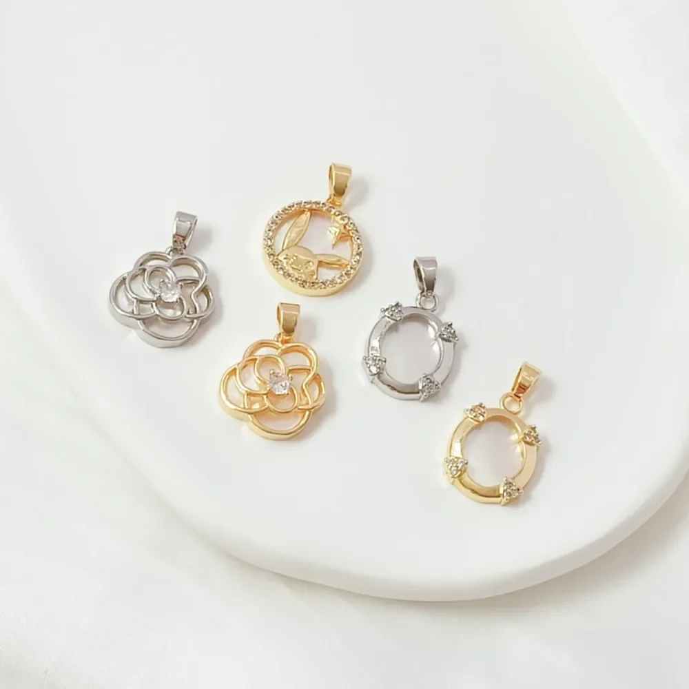 

14K Gold-plated White K Micro-inlaid Zircon with Shell Camellia and Rabbit Head Oval Pendant, DIY Handmade Jewelry Accessory