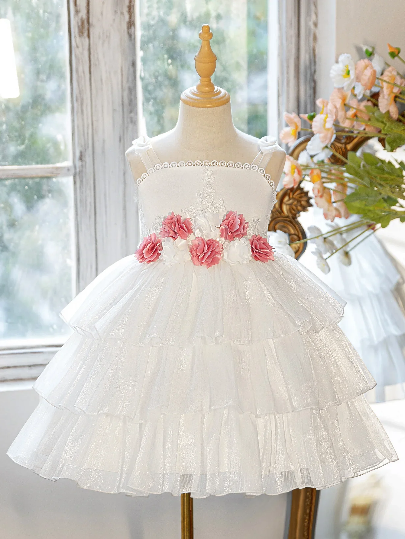 White Tulle Flower Girl Dress, Sleeveless, Layered Ruffle Skirt, Pink Floral Decor, Princess Style for Wedding/Party
