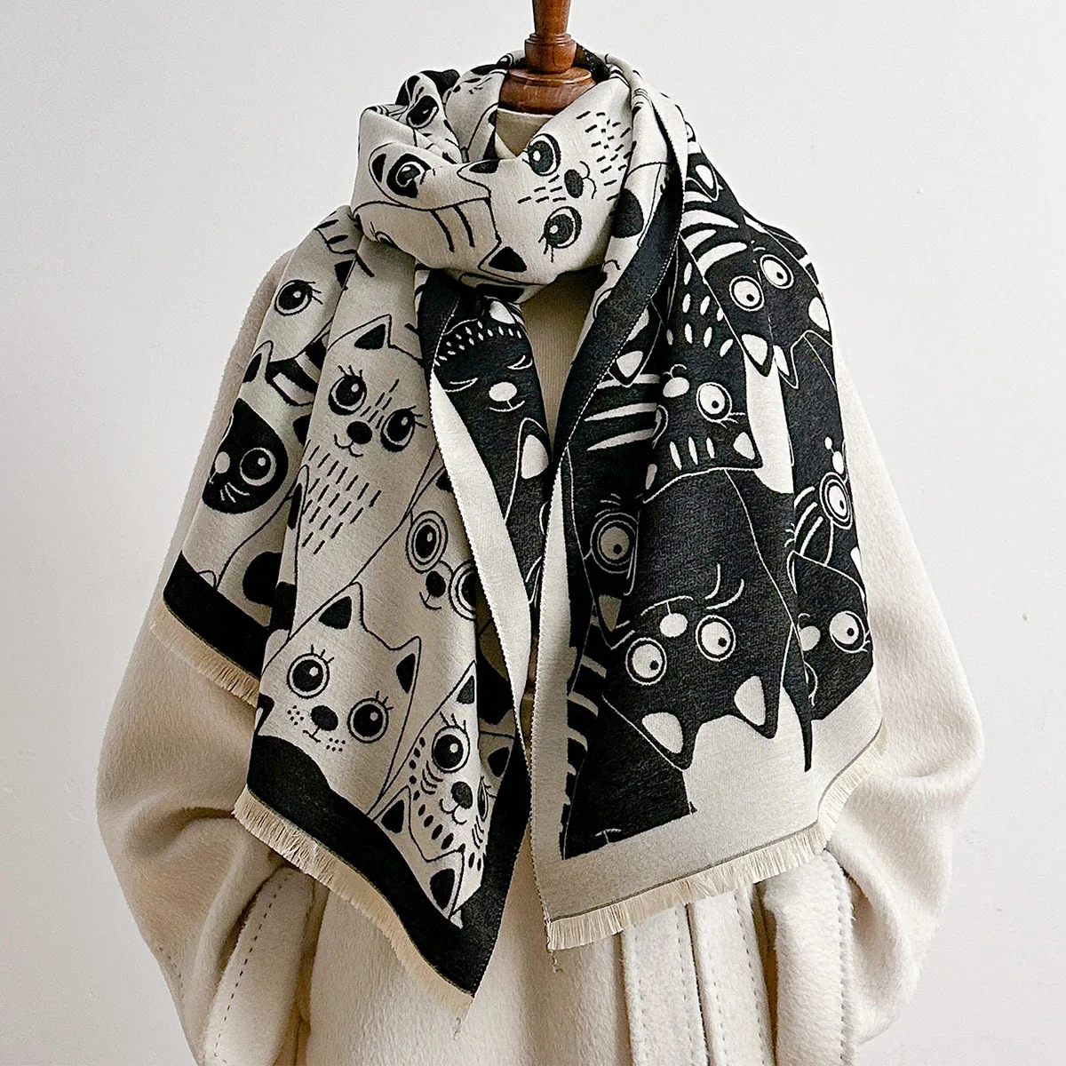 Scarf Women Full Cat Pattern Jacquard Shawl Winter Fall Neck Warmer Wool Blend Wrap Cartoon Kitten Imitation Cashmere Scarves