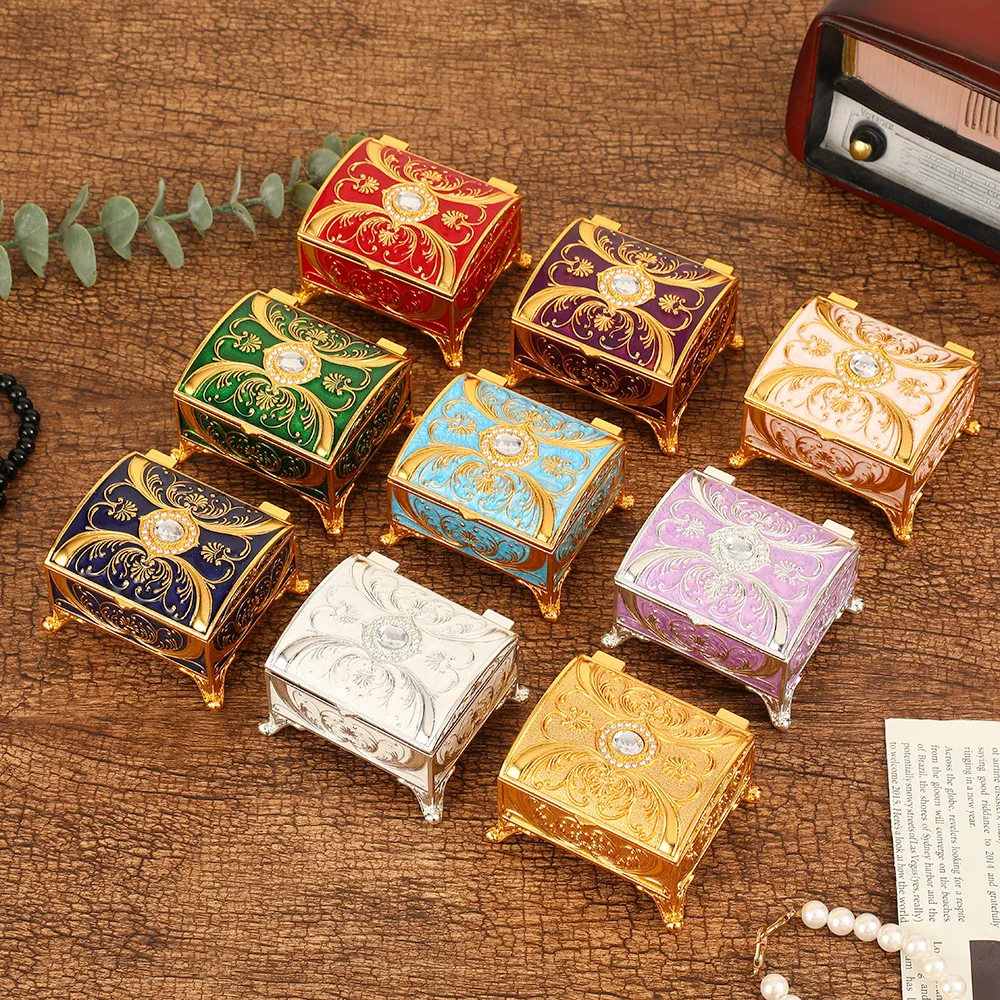 

Новая прямоугольная шкатулка для драгоценностей в стиле ретро, креативная, инкрустированная бриллиантами, легкая роскошная шкатулка для драгоценностей, домашняя ниша, изысканный дизайн, шкатулка для хранения