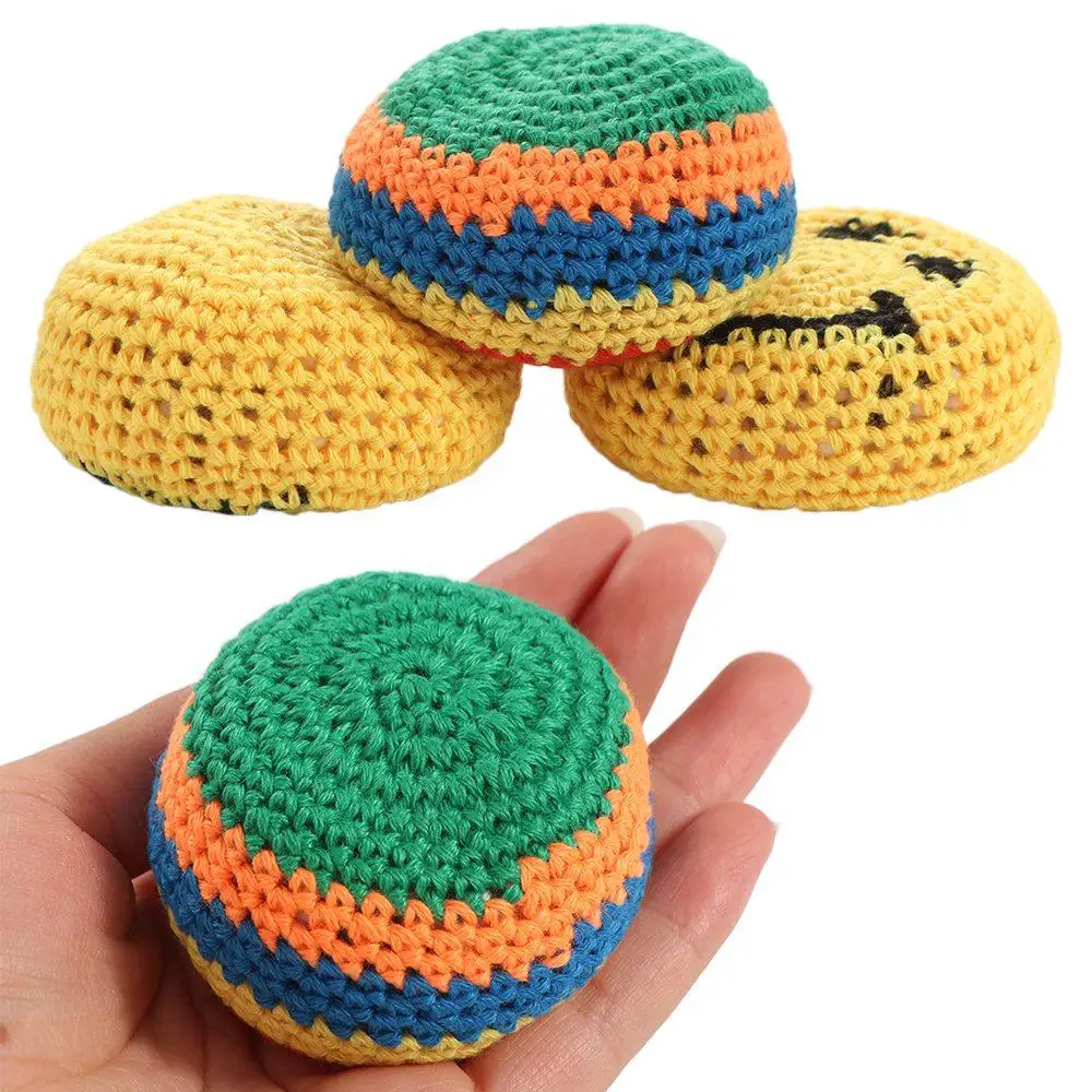 

3Pcs Knitted Play Ball Colorful Juggling Balls Mini Sphere Knitted Bean Bags Handmade Random Color Knitted Pom-Pom Balls Kids