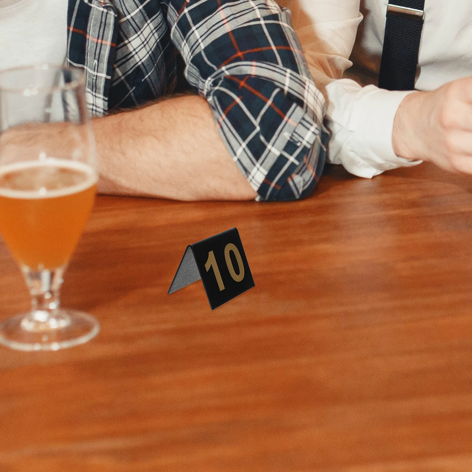 

12 Pcs Number Plate Crime Scene Party Supplies Tent Black Acrylic Halloween Decorations