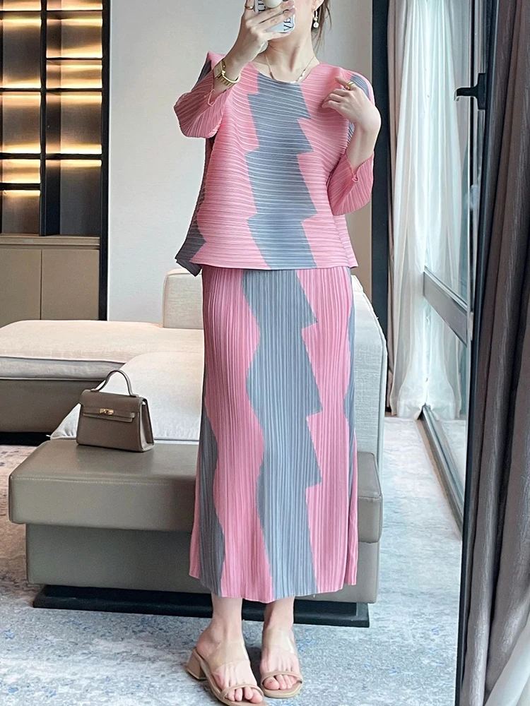 GVUW Fashion Pleated Two Piece Sets Women Color Block Full Sleeve Round Collar Top + Skirt Elegant Lady New Summer 2024 17G5972