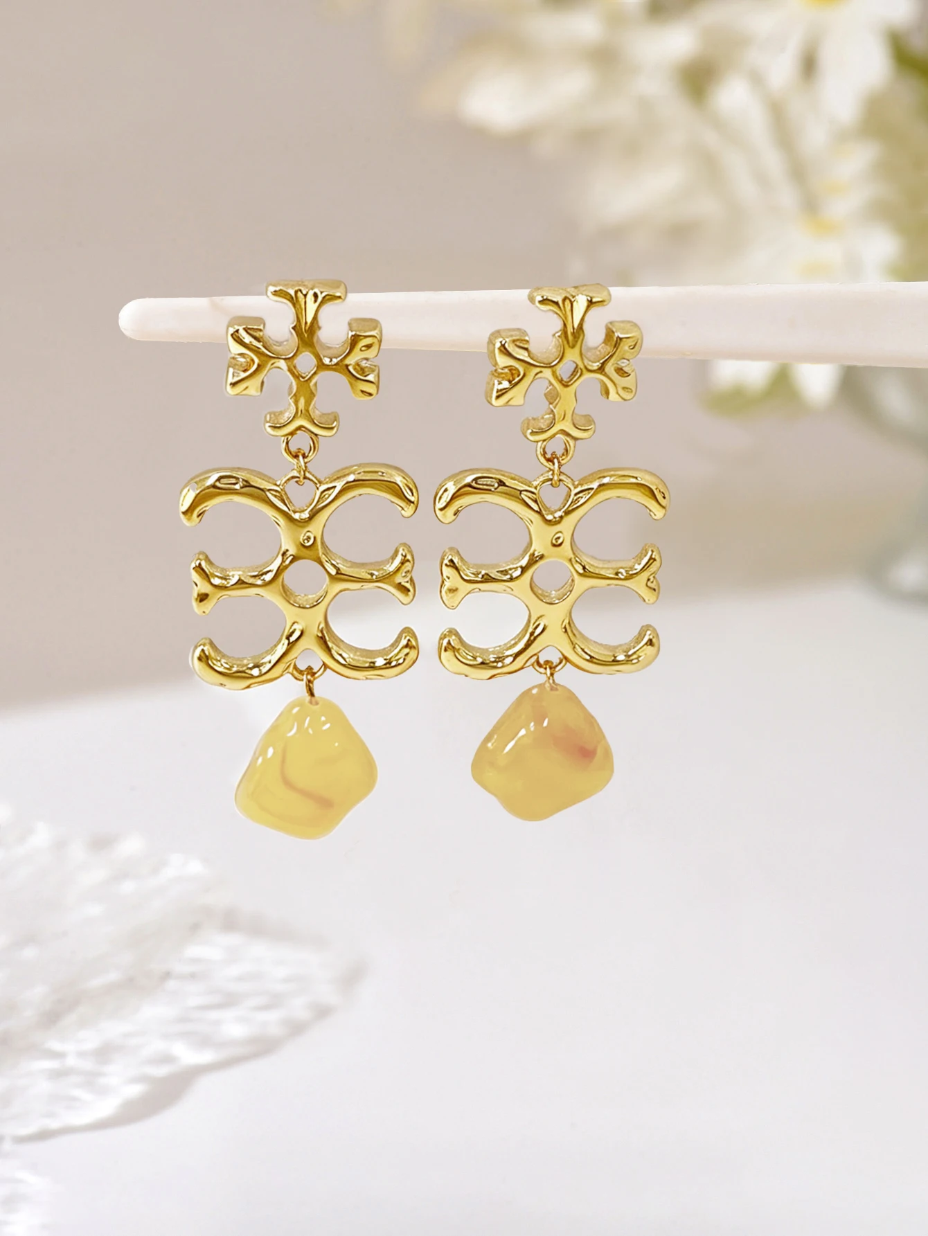 1 Pair of Cross Pendant Earrin - огляд і ціна Resin Art Logo