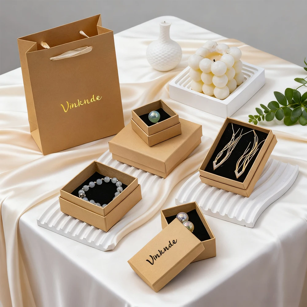 

24 шт., 7x7x3 см, бумажная коробка для ювелирных изделий, индивидуальный логотип, кольцо, кулон, подарок для хранения, бутик-гвоздик, упаковка, коробки для хранения сережек и ожерелья