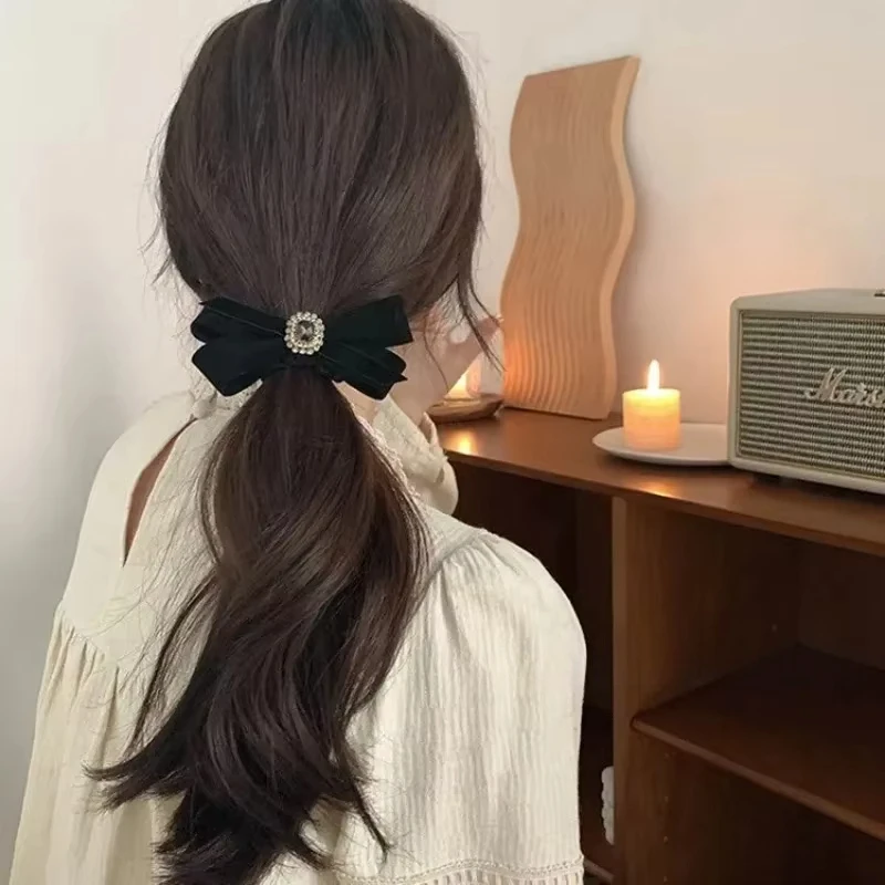 

Retro Water Silk Velvet Butterfly Knot Hair Ties High Horse Tail Hair Bands Headwear Handmade Fashionable Commuting Style 미용실파마