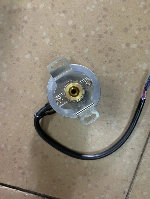 HC202500/0XX0AJ2   encoder  ,   In good working condition, free shipping   a