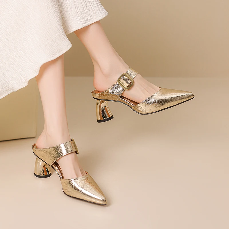 

Женские тапочки из натуральной кожи, модные сандалии на толстом высоком каблуке на платформе, новые дизайнерские сексуальные сандалии с острым носком, вечерние модельные туфли