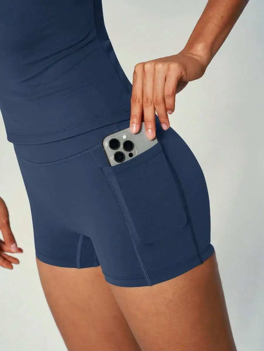 

2pcs Sports Set Short Sleeve Top High Waist Shorts With Side Pockets