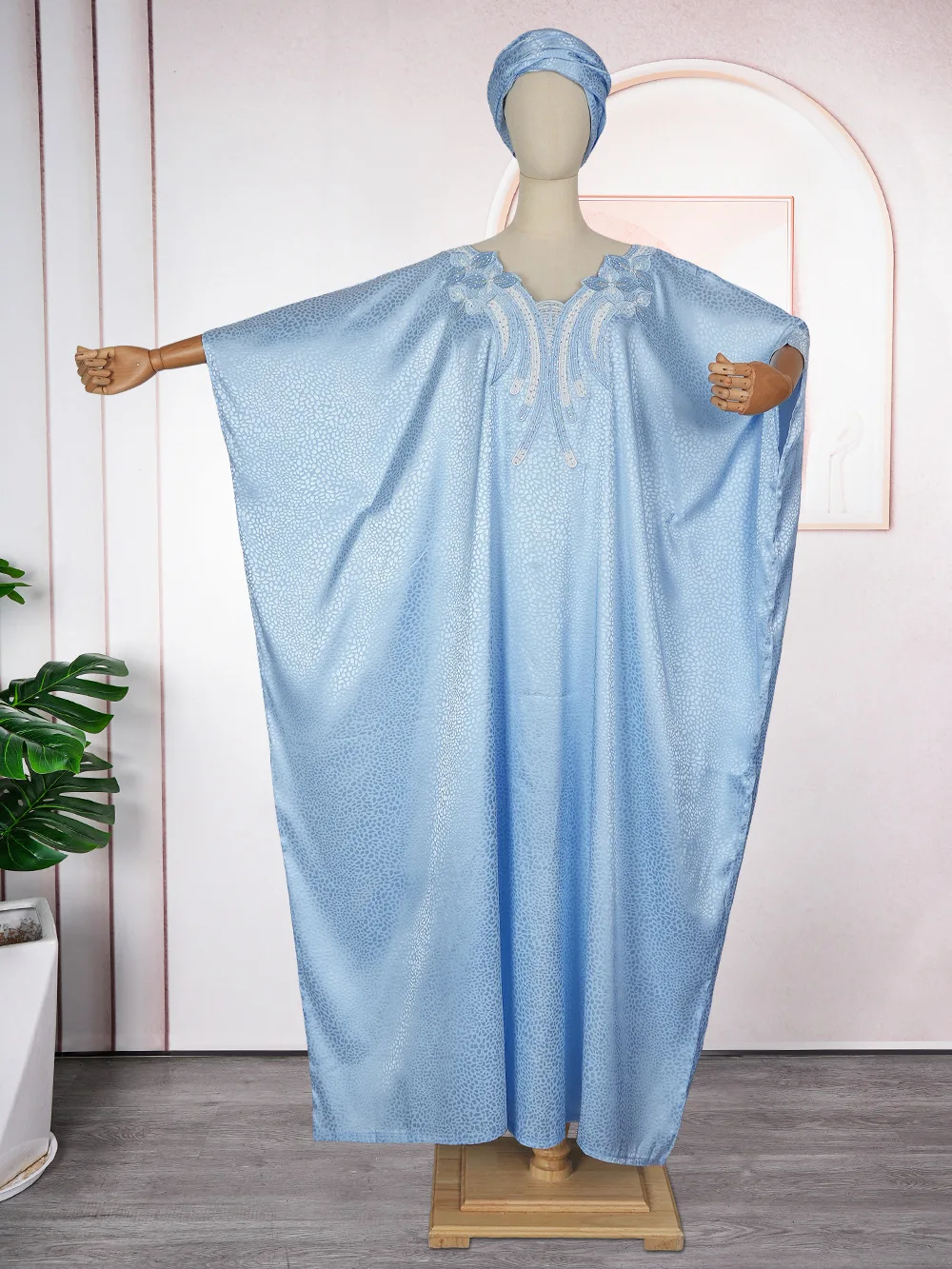 

Abayas For Women Dubai Luxury 2025 African Muslim Fashion Dress Caftan Marocain Evening Party Dresses Boubou Robe Djellaba Femme
